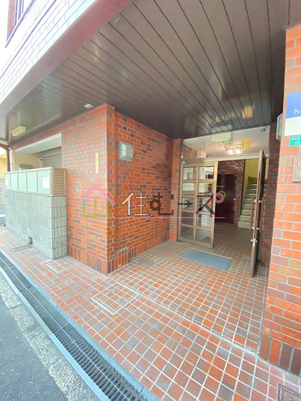 ビクトリーマンション雅 エントランス