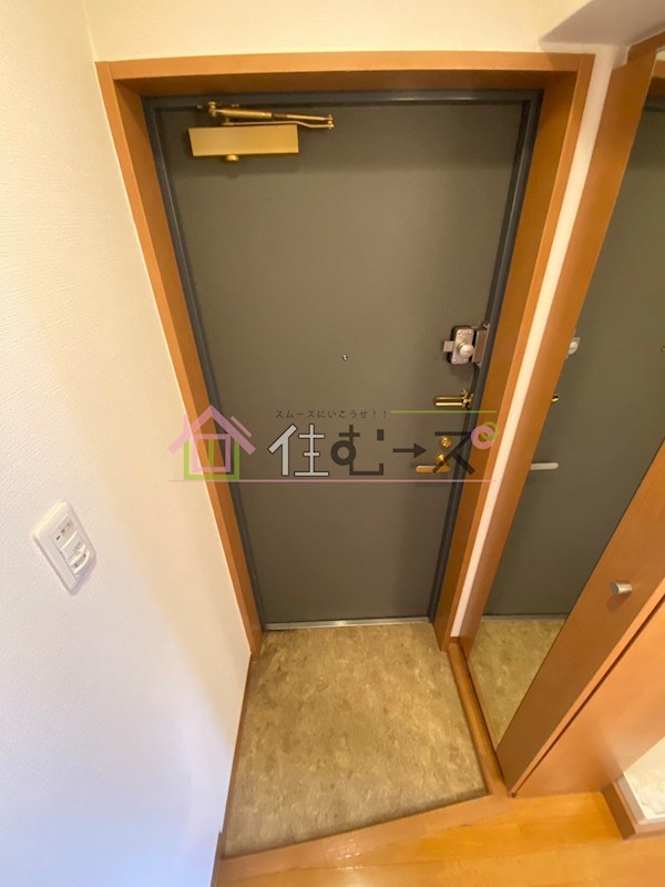 ライラック都島本通 玄関