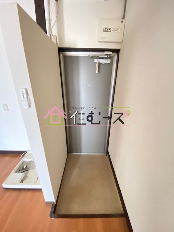 エバー針中野 玄関