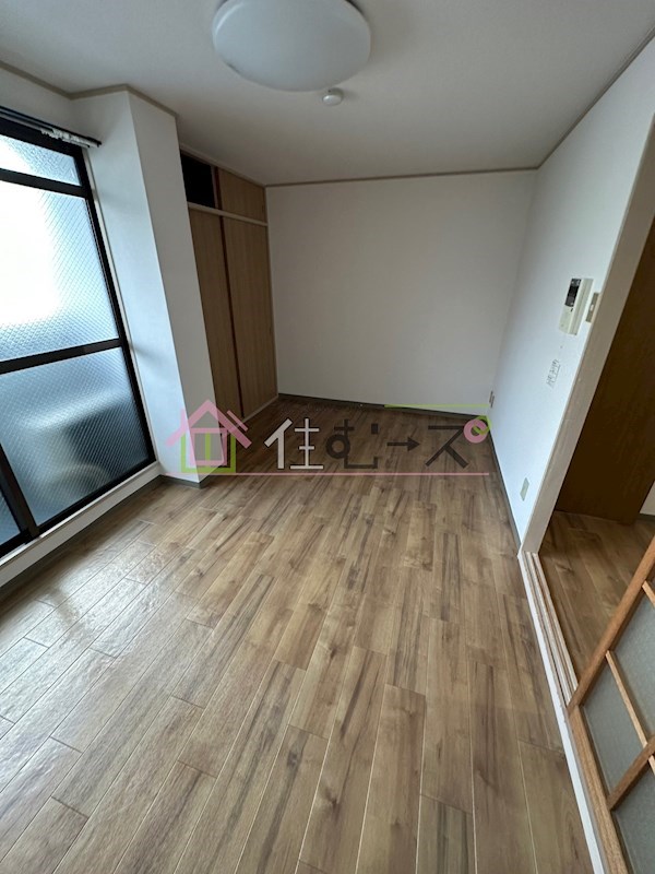 ロイヤル天王寺南 ベッドルーム