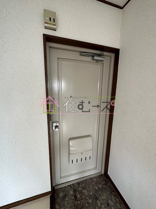 メゾン桜井 玄関