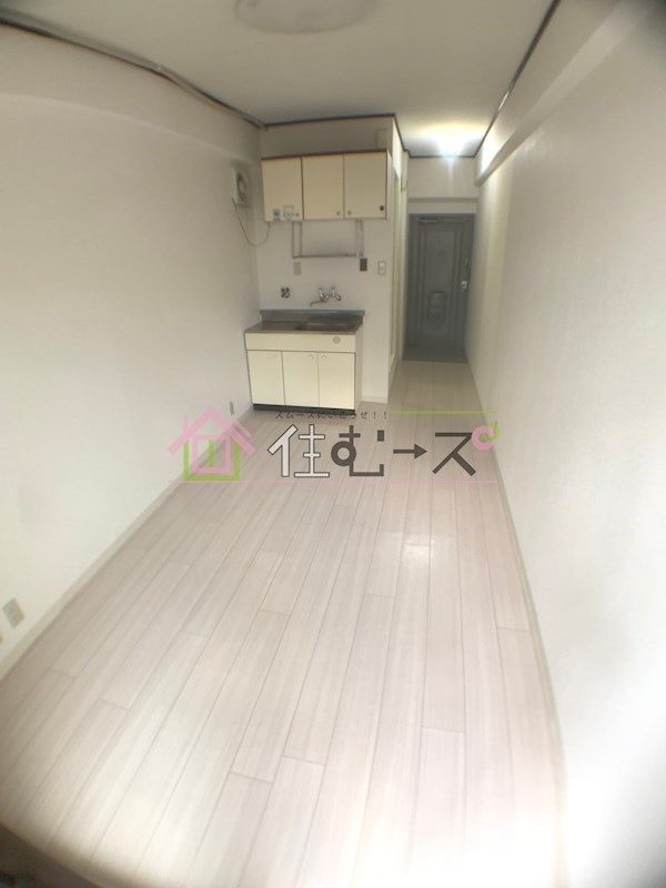 バルビゾン新大阪 リビング