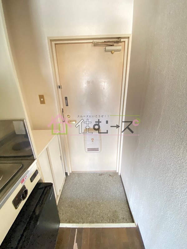 ヴィラース旭 玄関