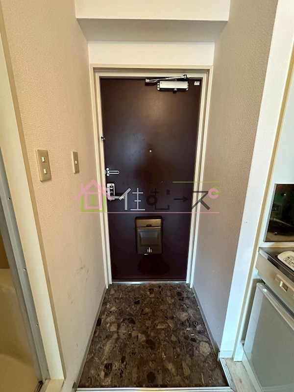 ラパンジール恵美須Ⅲ 玄関