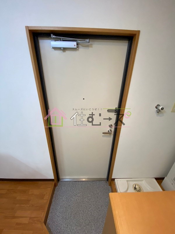 リヴェール天下茶屋 玄関