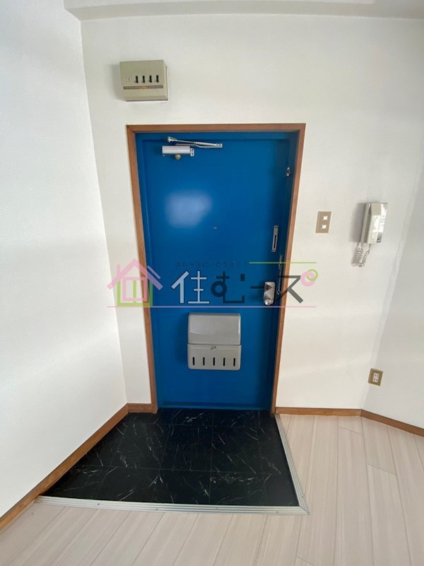 シーズコート住吉 玄関