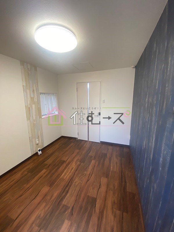 関本マンション ベッドルーム