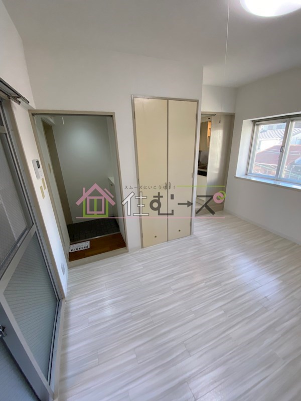 グラン・ピア歌島 リビング