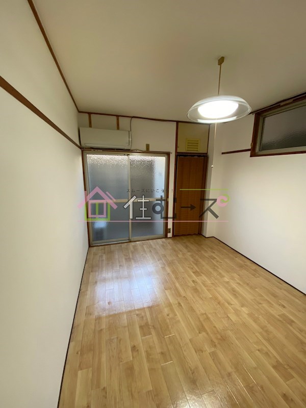 マンション第二新大宮 ベッドルーム