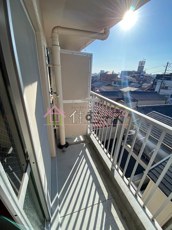 マンション幹 ベランダ