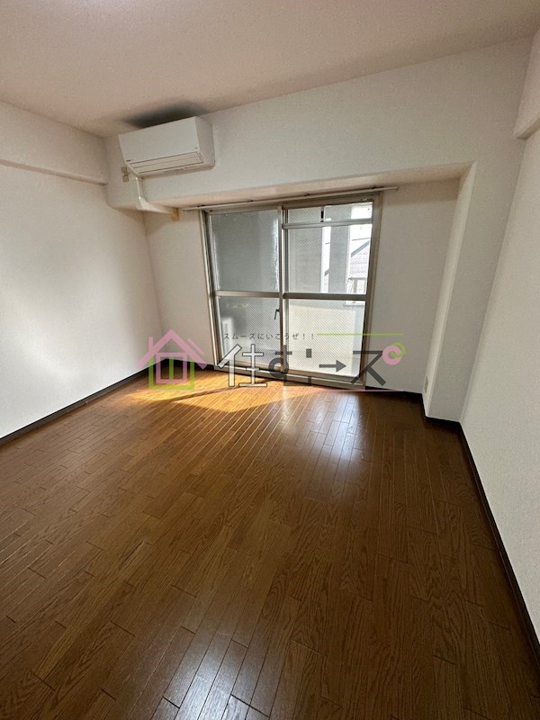 エスワイビル ベッドルーム