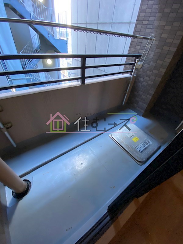 プレサンス西心斎橋 ベランダ