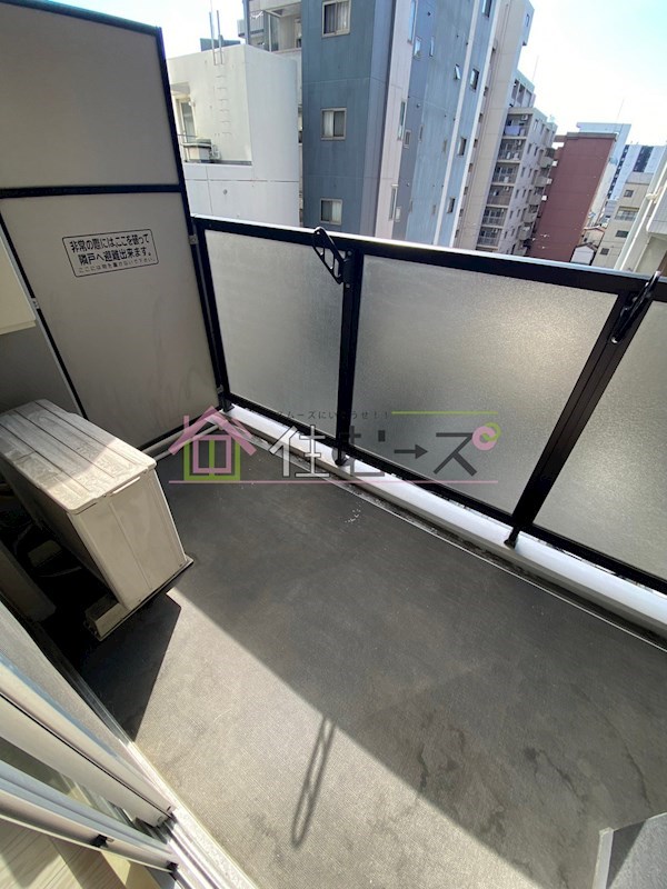 プレサンスタワー難波WEST ベランダ