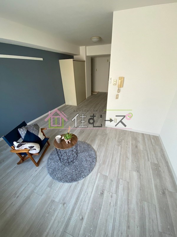 井上ビル リビング