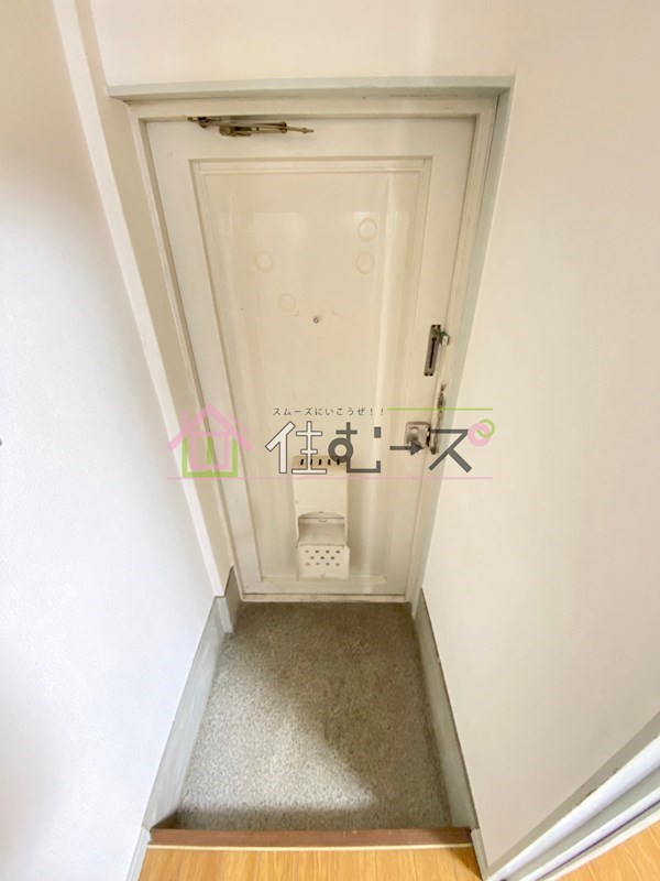 グランビルド長居 玄関