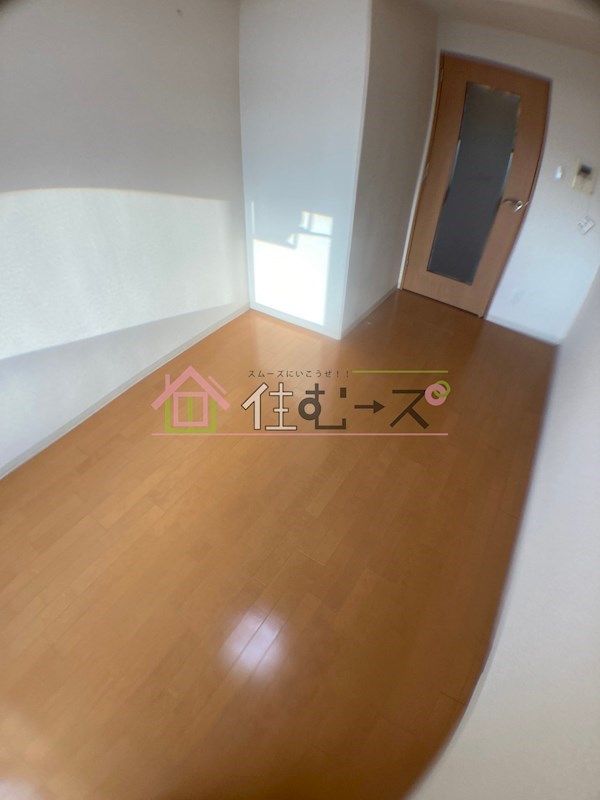 CQレジデンス大阪WEST  リビング