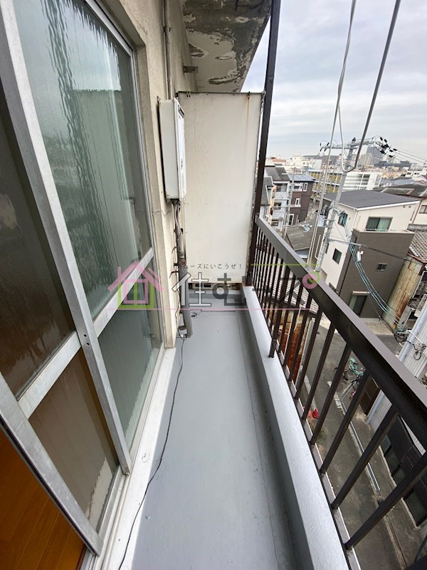 ヴィラナリー東中浜 ベランダ