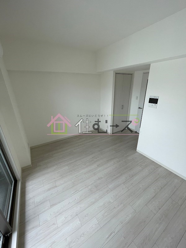 フォーリアライズ阿波座WEST  リビング