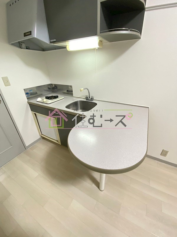 東三国ユーリプラザ キッチン