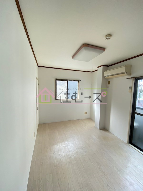 ハイツ沙羅 ベッドルーム