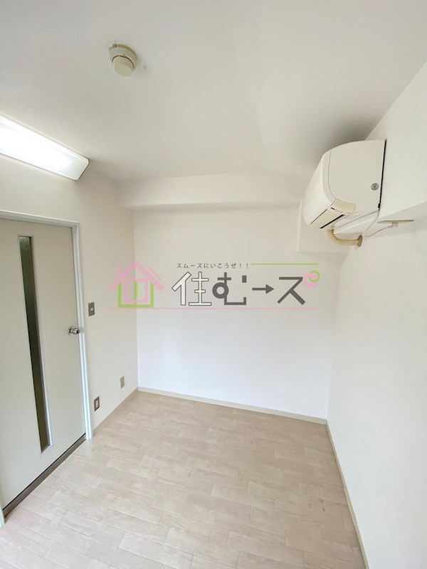 クルーム新大阪2番館 リビング