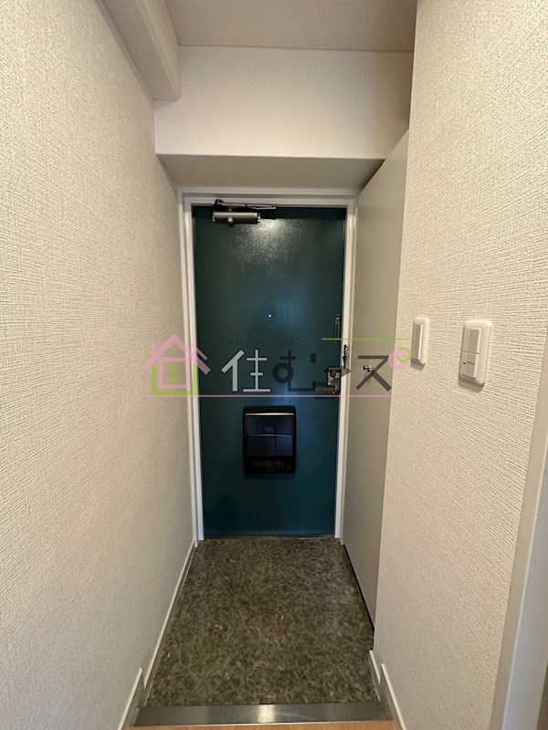 大国町青山ビル 玄関