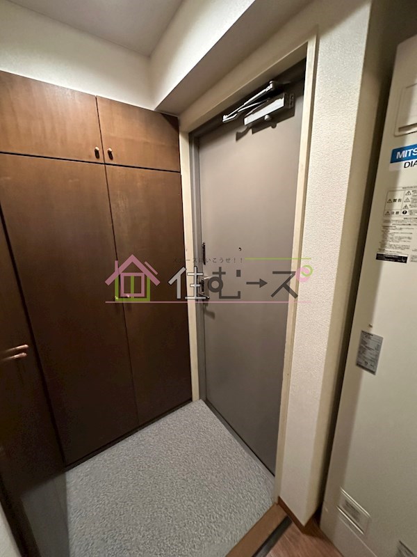 センターハウス 玄関