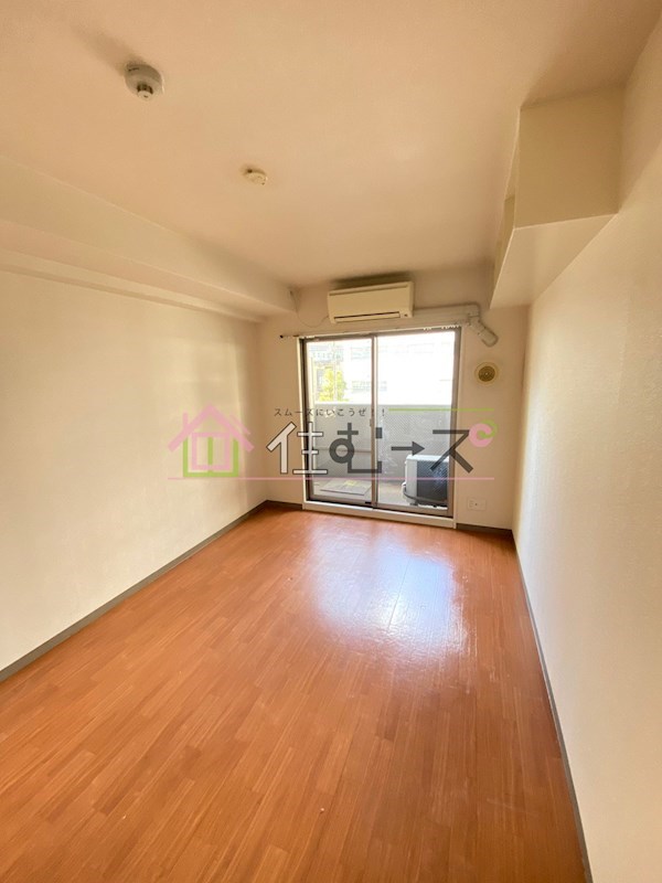 マインズ・コム新北野 ベッドルーム