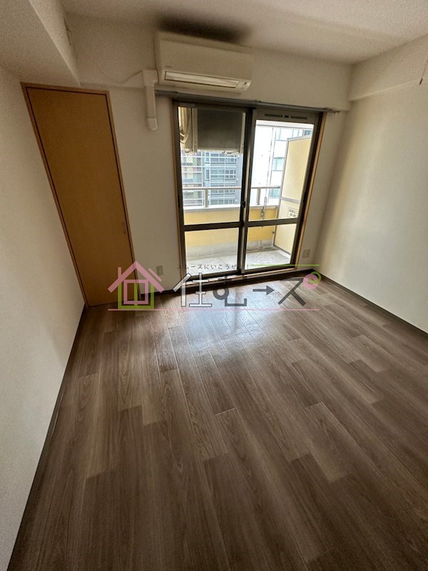 ロイヤルメゾン北浜 ベッドルーム