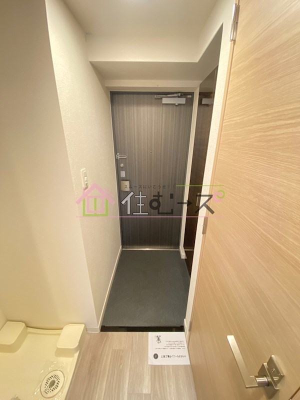 ファステート大阪ドームライズ 玄関