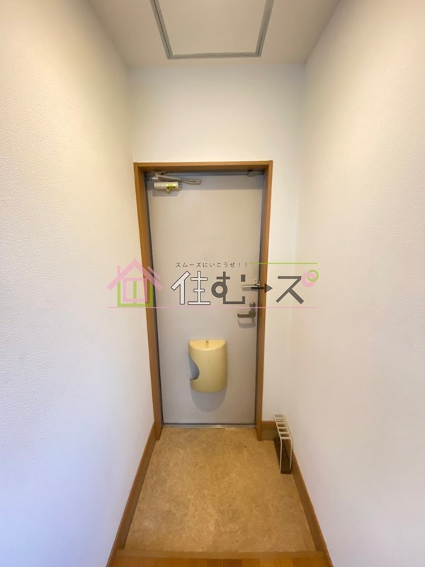 生江マンション 玄関