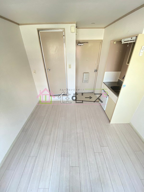 エクラ今里駅前 リビング