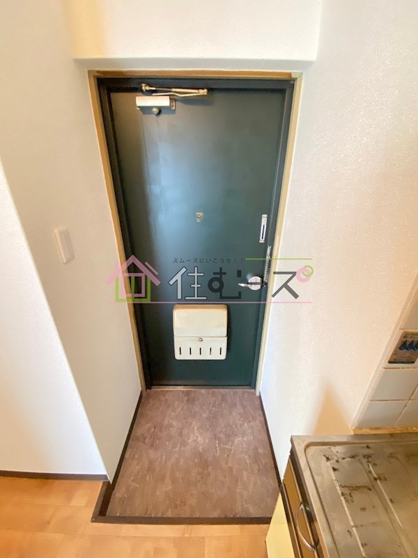 出戸ターミナルハイツ 玄関