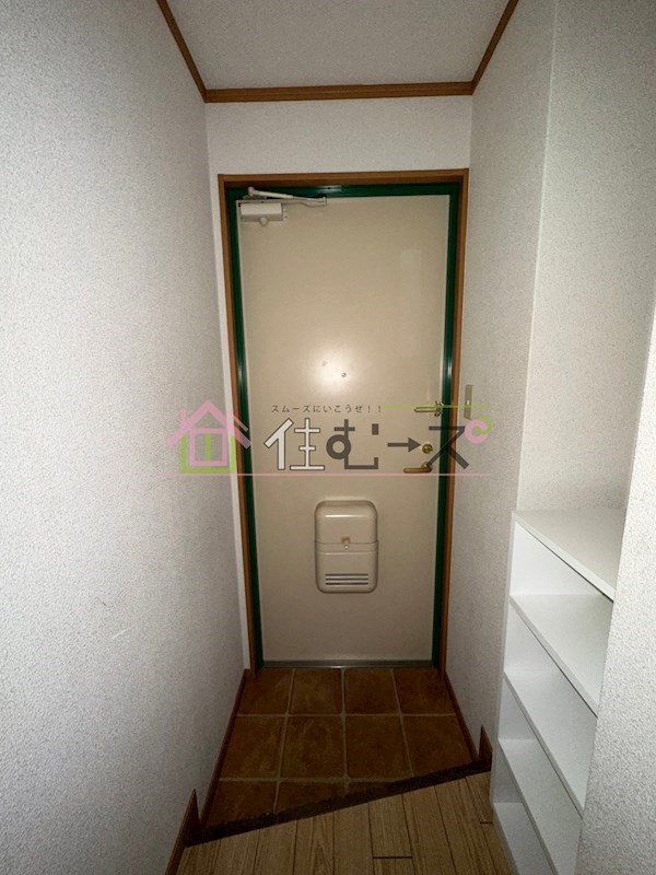 エムズビレッジ 玄関