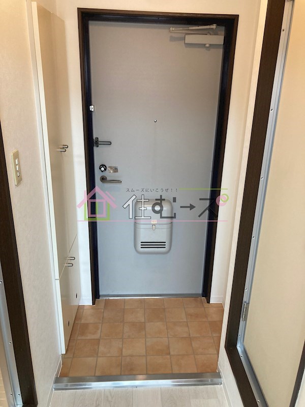マンションスムス 玄関