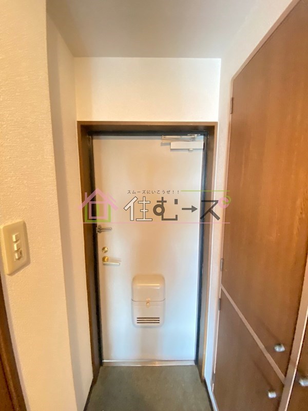 セレッソコート梅田東 玄関
