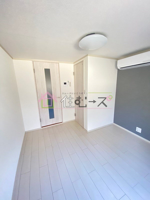 ロイヤルメゾン生野 リビング