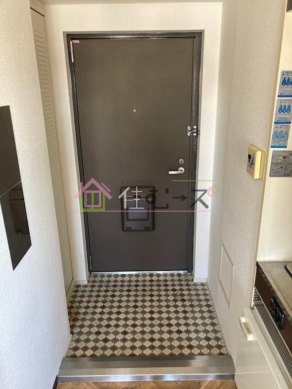 エルベロワイヤル16 玄関