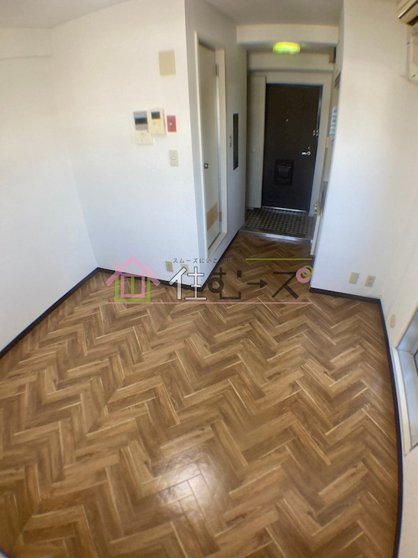 エルベロワイヤル16 リビング