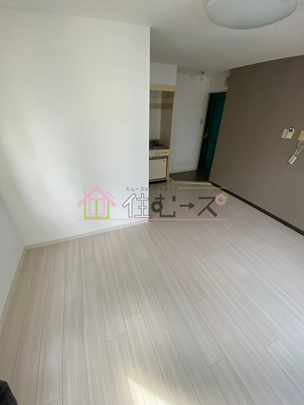 西梅田第一マンション リビング