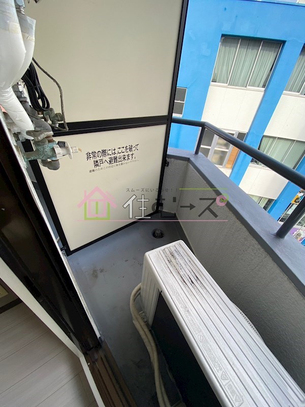 西梅田第一マンション ベランダ