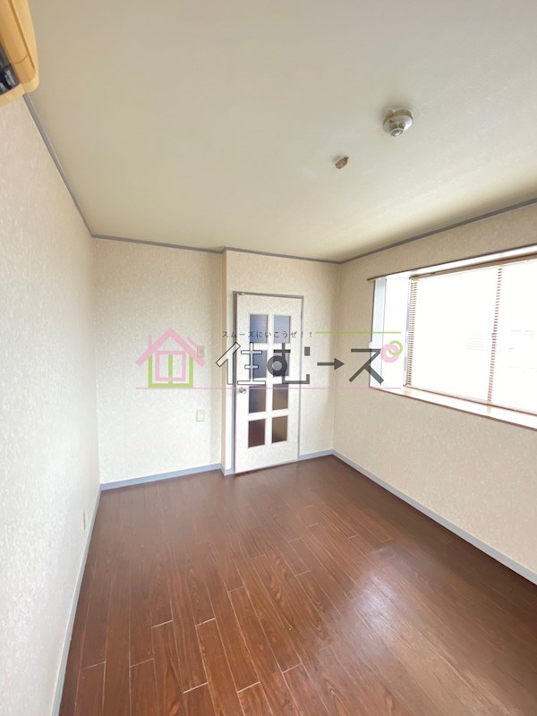 シャトーリヨン リビング