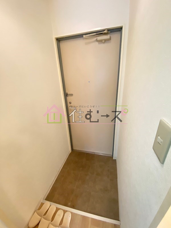 レーヴ千林 玄関