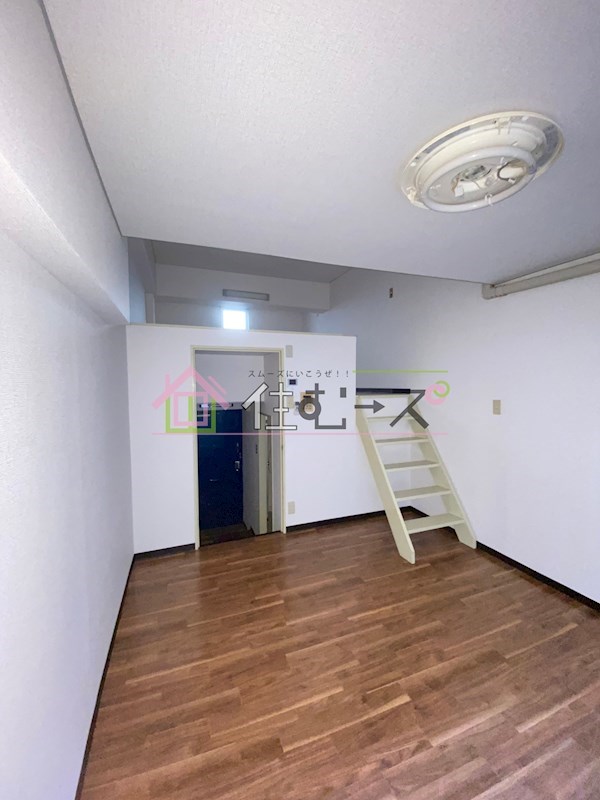 カーサ東住吉 リビング