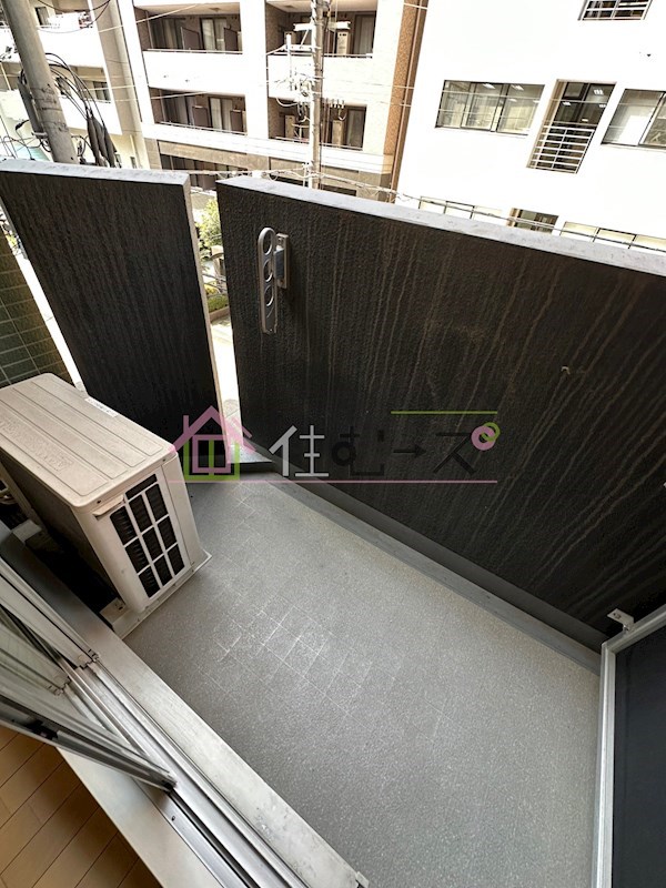 ジュネーゼグラン本町EAST ベランダ