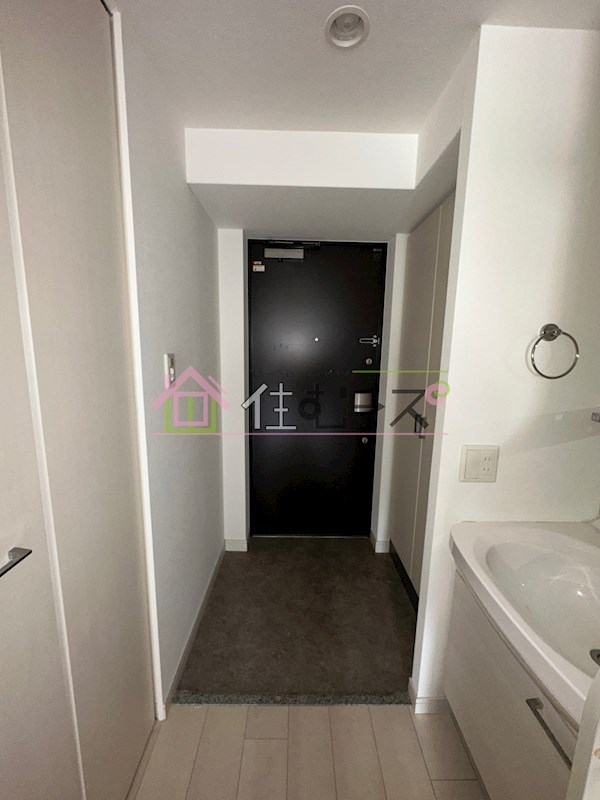 プレサンス心斎橋ルティア 玄関