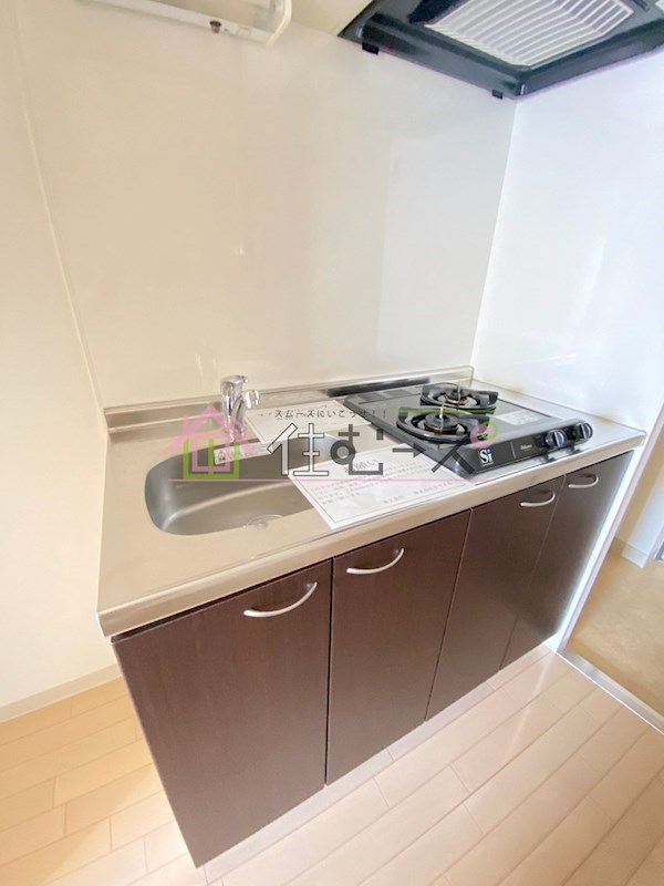 エステムプラザ難波WESTリバークロス キッチン