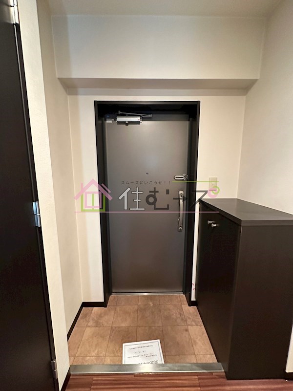 インペリアル靭本町 玄関