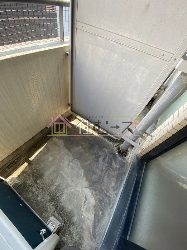 エイチツーオー市岡 ベランダ