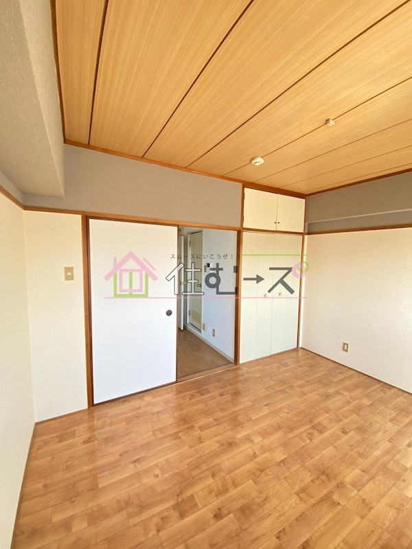 エスティライフ新森古市 リビング
